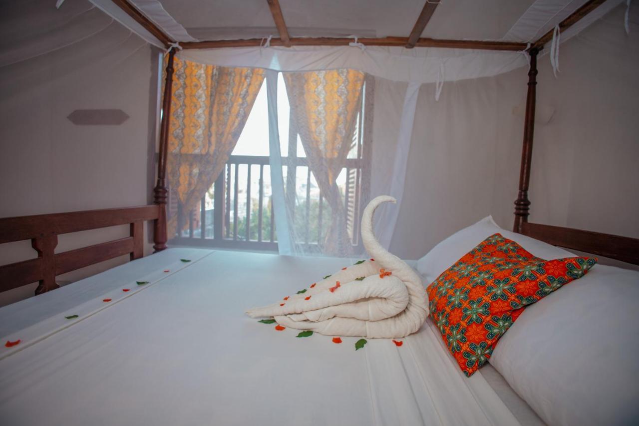 Amu House Hotel Lamu Bagian luar foto