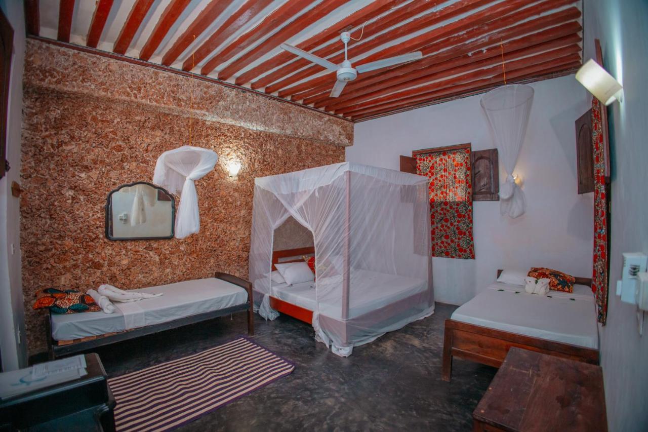 Amu House Hotel Lamu Bagian luar foto